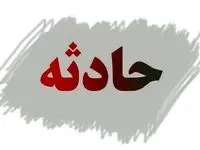 خسارات سنگین پس از برخورد اتوبوس با ساختمان+ عکس
