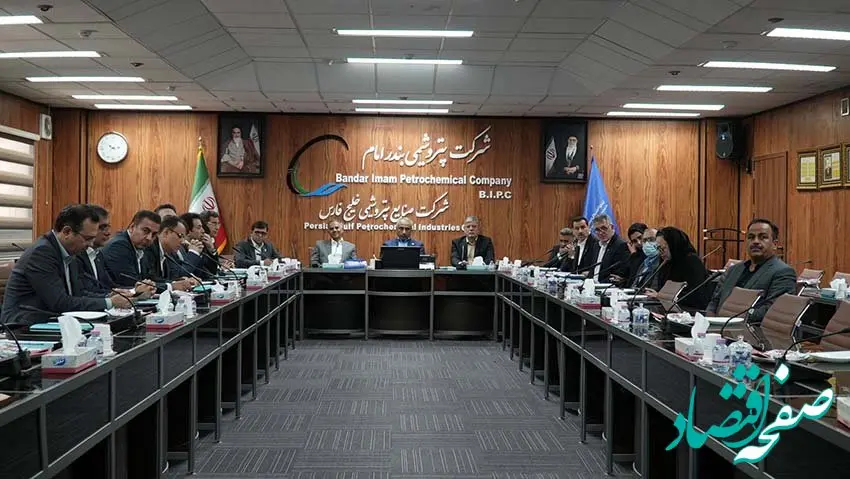 پشتیبانی مالی بانک تجارت از پروژه‌های توسعه‌ای پتروشیمی بندر امام