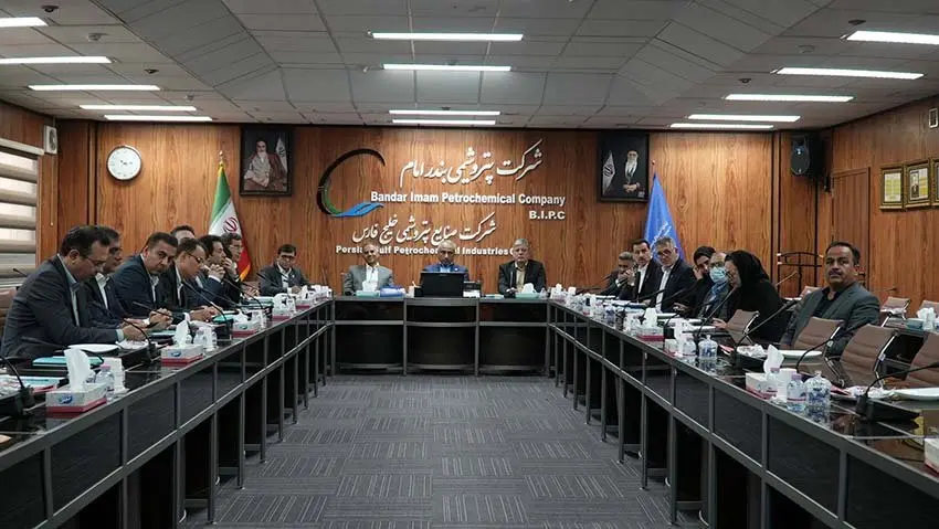 پشتیبانی مالی بانک تجارت از پروژههای توسعهای پتروشیمی بندر امام