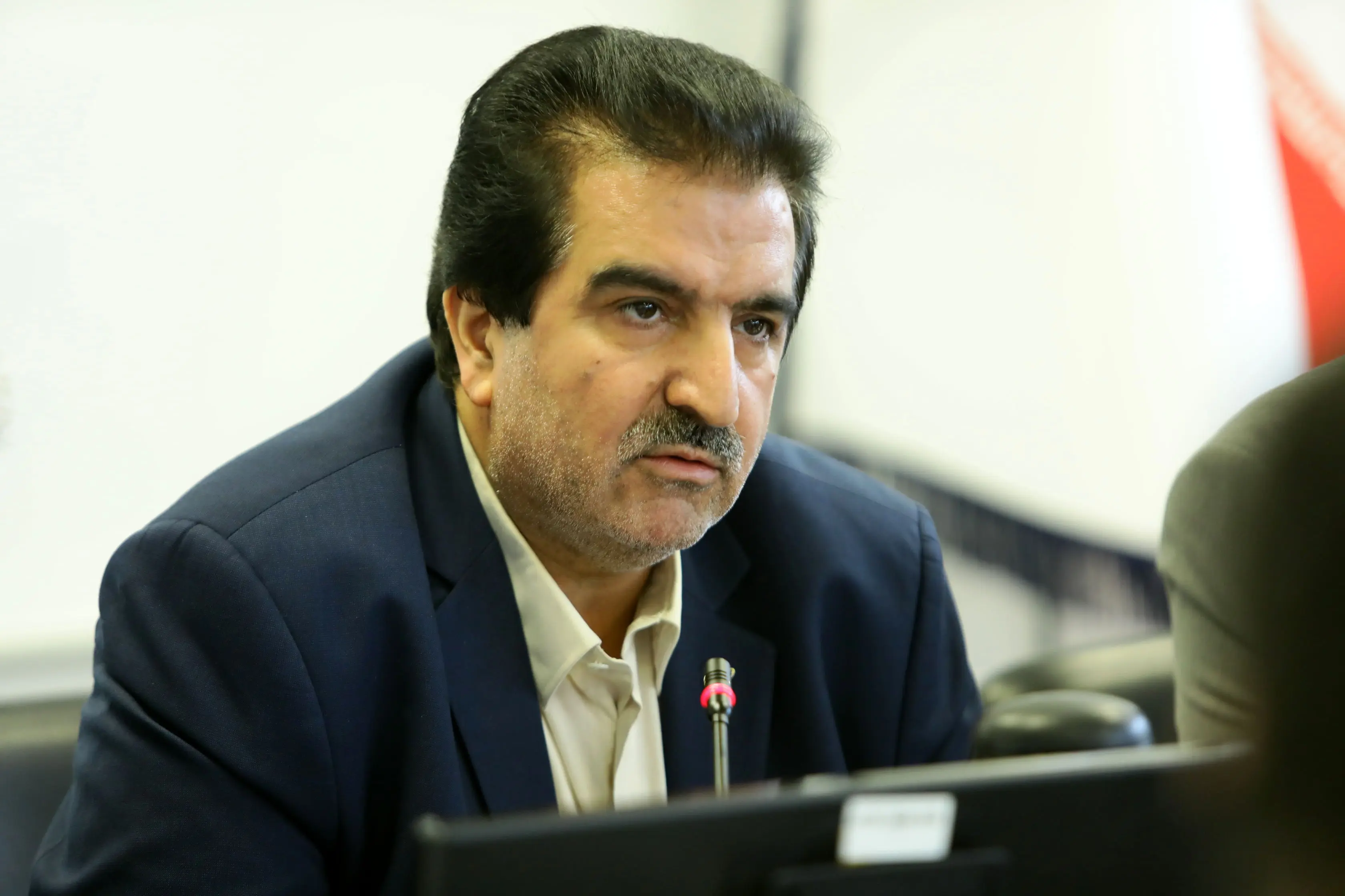 اوراق گواهی سپرده خاص و کارت رفاهی مبتنی بر اوراق گام ابزارهای کلیدی بانک رفاه برای تامین مالی است