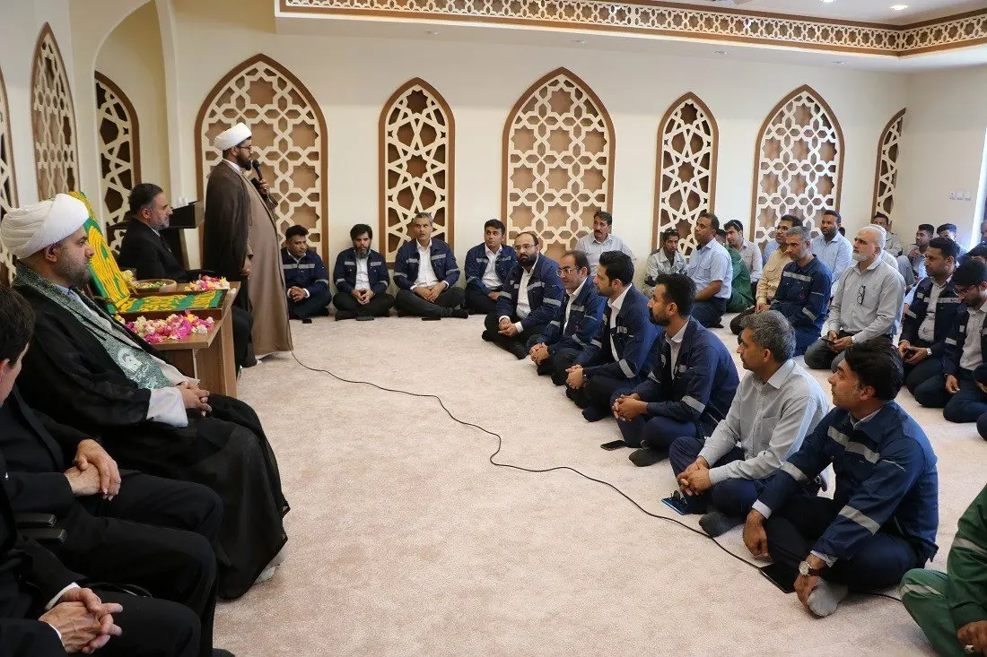  حضور کاروان خادمین حرم مطهر حضرت امام رضا (ع) در شرکت صبا فولاد خلیج فارس