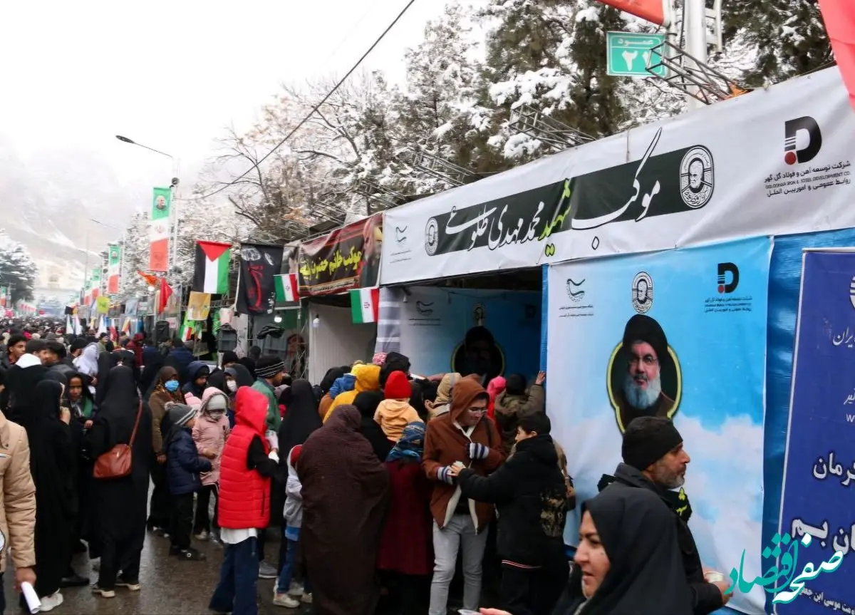 موکب‌‌های شرکت توسعه آهن و فولاد گل‌گهر میزبان زائرین سردار دلها در گلزار شهدا