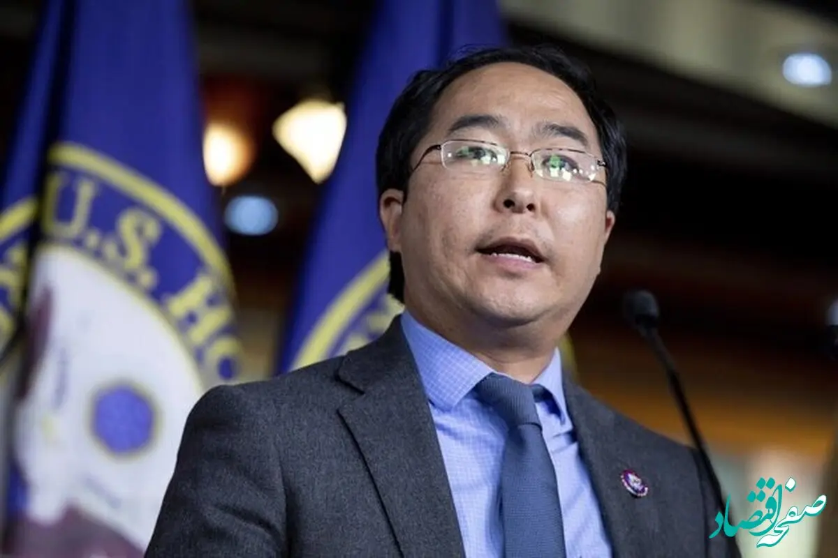 سناتور آمریکایی: مردم آمریکا خواهان جنگ با ایران نیستند