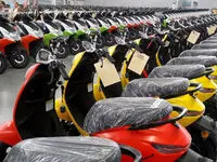 قیمت موتورسیکلت صفر و کارکرده + جدول قیمت خرداد ۱۴۰۴ | از های‌کلیک ۵۰ میلیونی تا ادونچر ۵۰۰ میلیون تومانی 
