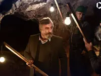 اسامی بازیگران فیلم آبی روشن همراه با خلاصه داستان آن