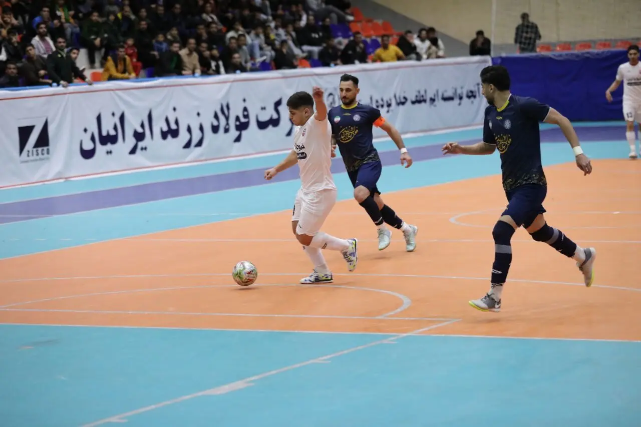 نتایج کامل و جدول لیگ برتر فوتسال امروز جمعه ۳ اسفند ۱۴۰۳