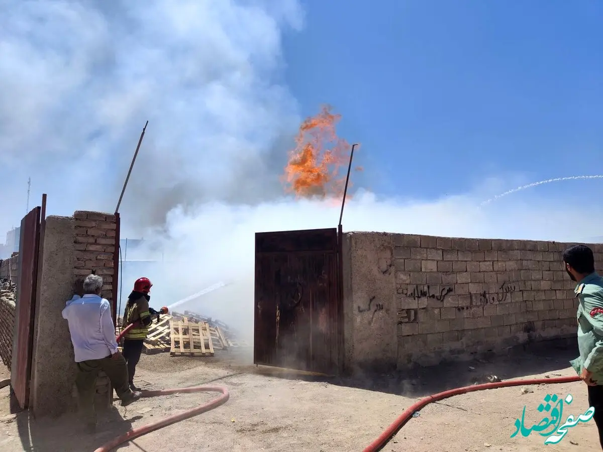 آخرین خبر از جزئیات آتش سوزی در شهرک صنعتی بهاران + جزئیات