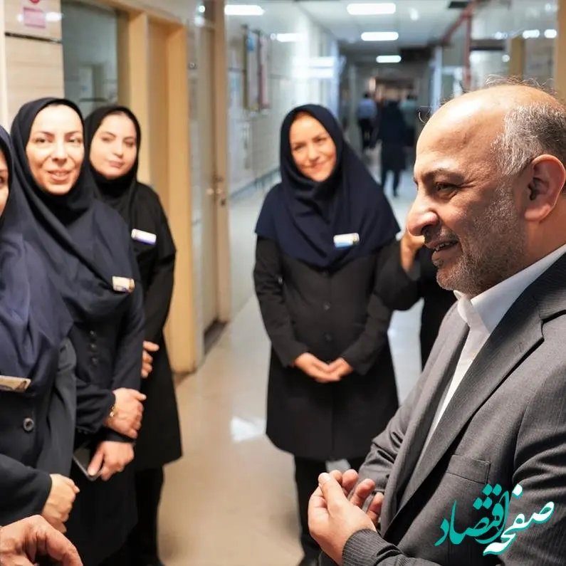 مدیرعامل بیمه دی با حضوردر بیمارستان مصطفی خمینی:‌ نام‌گذاری روز میلاد حضرت زینب (س) به عنوان روز پرستار، مایه مباهات و افتخار برای پرستاران است