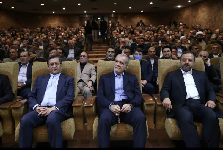 آیا قیمت گذاری دستوری به مشکلات اقتصادی دامن خواهد زد؟