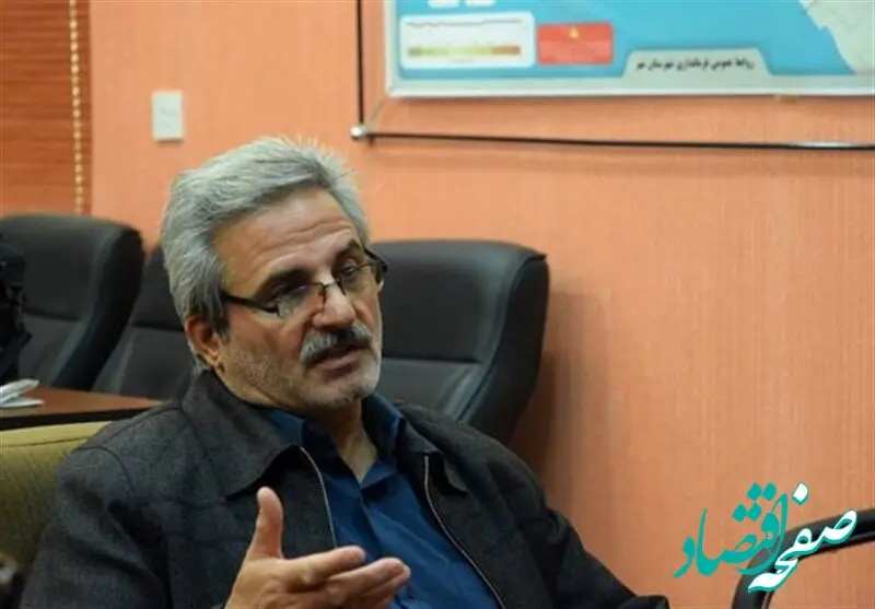  دولت بازنشستگان را با عیدی ناچیز به لبه تیغ برده؛ عیدی یک ماه حقوق حق مسلم آن‌هاست!
