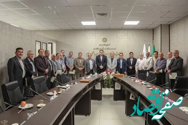 مجاهدت های رزمندگان و ایثارگران در خاطر ملت ایران ماندگار است