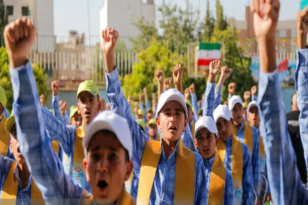 قیمت لباس فرم دانش آموزان مشهد اعلام شد + جدول