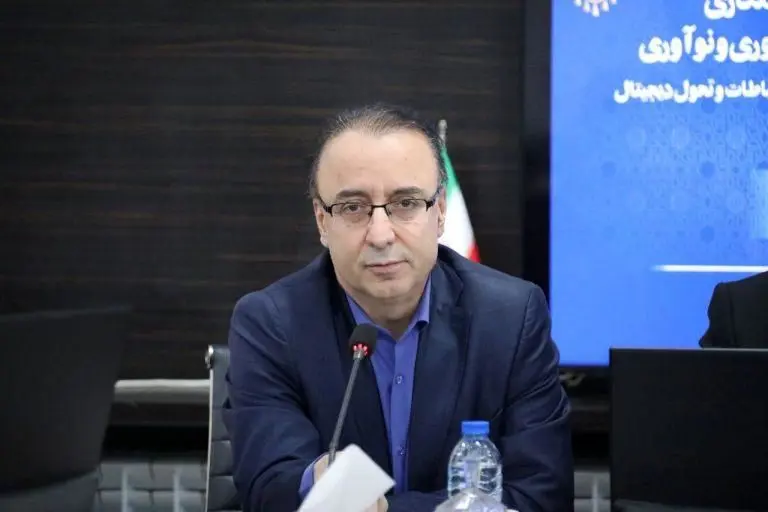 معاون وزیر ارتباطات: مناطق آزاد محور اتصال اقتصاد ملی به اقتصاد جهانی هستند / ماکو به قطب جدید دیتاسنتر کشور تبدیل شد