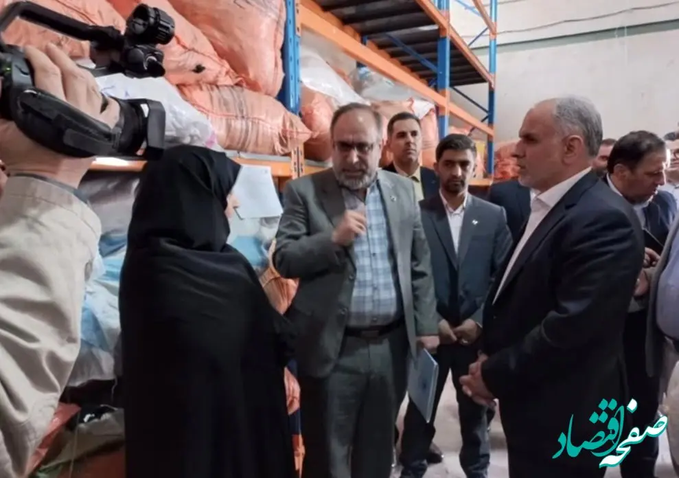 بازدید وزیر دادگستری از انبارهای اموال تملیکی همدان