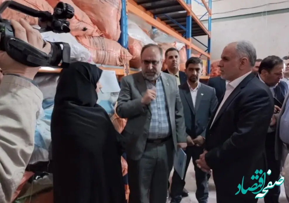بازدید وزیر دادگستری از انبارهای اموال تملیکی همدان