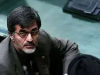این نماینده مجلس طوفان به پا کرد | قصد فروش ایران به آمریکا را دارند / اگر این فرد در مورد مذاکره با آمریکا جلوی مردم تبریز حرف می‌زد،‌ دهان او را خرد می‌کردند