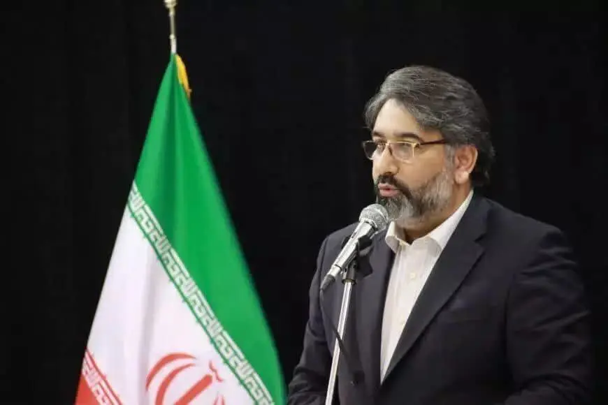 مجلس و دولت هر دوباید پاسخگوی ملت باشند/ مسئولان از مردم فاصله نگیرند