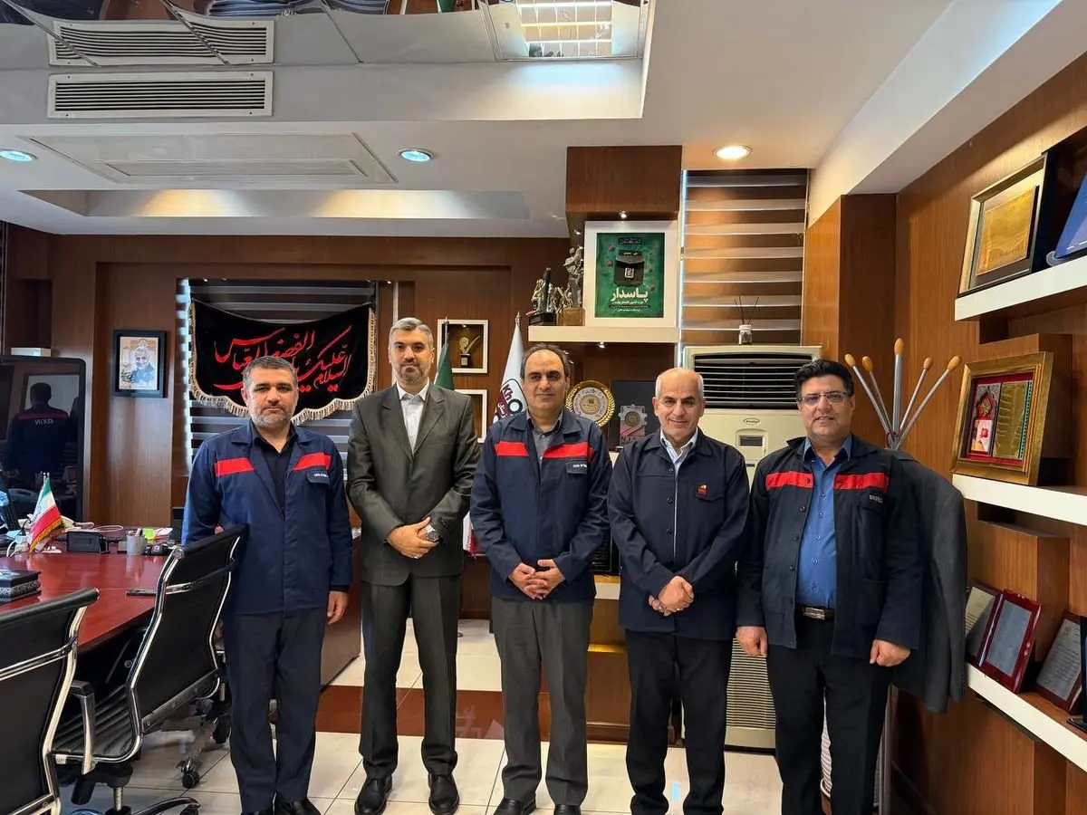 انتخاب مهندس لندی،بهترین تصمیم برای فولاد اکسین در مسیر پیشرفت است/ همدلی همه جانبه برای تحقق شعار سال اولویت است