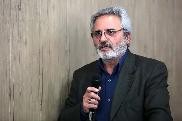 مخالف انتقال پول بیمهشدگان تامین اجتماعی به خزانهداری هستیم؛ وزیر کار امضای خود را پس بگیرد!