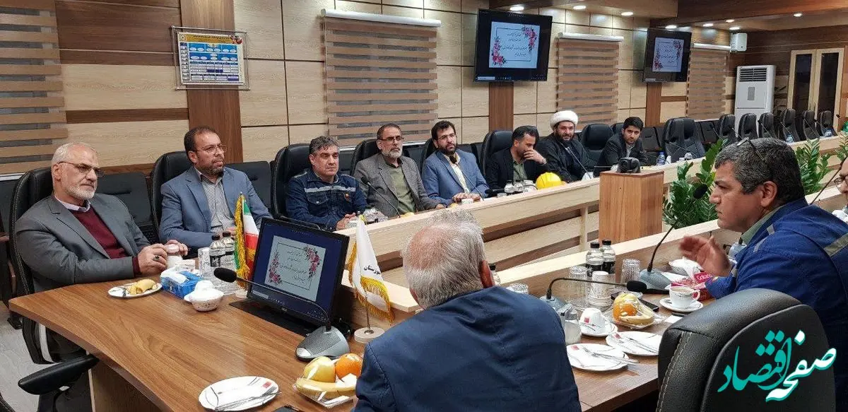 شرکت های فولادی باید به سوی تکمیل زنجیره و تولید محصول نهایی حرکت کنند