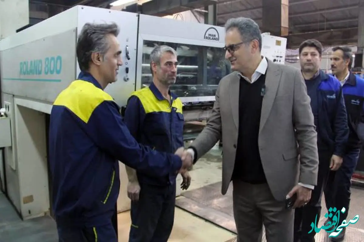 بازدید مدیرعامل پاکسان از خطوط تولید و تبریک شصت و دومین سالروز تاسیس شرکت به کارکنان