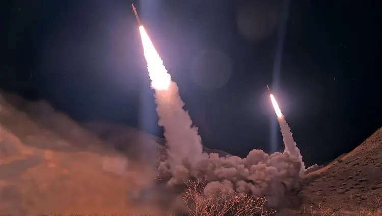 آخرین خبر از احتمال جنگ ایران و آمریکا امروز جمعه ۲۴ بهمن ۱۴۰۴ | جنگ با ایران... 