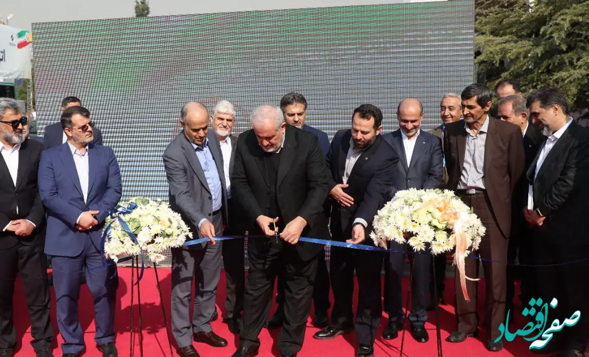 نمایش «ری را برقی» در نمایشگاه تحول صنعت خودرو