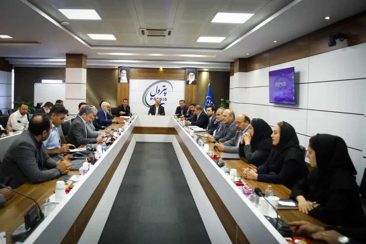سلامت، شفافیت و بهره‌وری؛ پایه‌های حکمرانی نوین در هلدینگ خلیج فارس/ پترول باید پیشتاز تحول دیجیتال و مهندسی مالی باشد