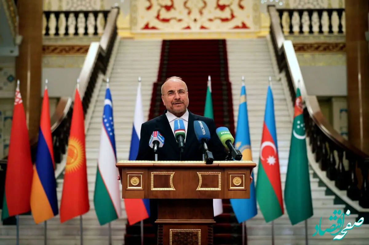 تصویر خاص از قالیباف درحال ادای احترام به یک مقام خارجی