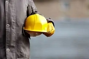افزایش دستمزد بدون کنترل قیمت‌ها چاره حل مشکلات کارگران نیست