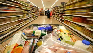 جزئیات دسترسی مردم به کالاهای اساسی با مجوز ترخیص فوری از گمرکات
