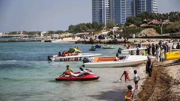 چند میلیون مسافر با وجود جنگ وارد مناطق آزاد شدند؟ 