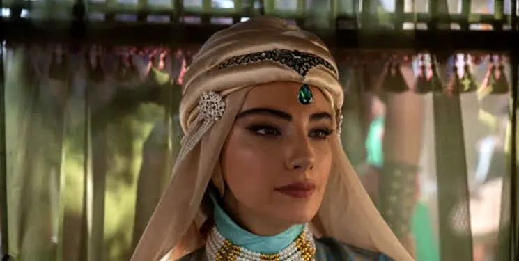 عکس های تولد محیا دهقانی بازیگر نقش ماه منیر در سریال مستوران