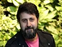 حمله زورگیران با قمه به هومن حاجی عبداللهی و سرقت گوشی او در خیابان