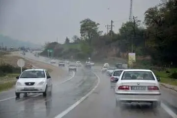 آخرین وضعیت ترافیکی جاده‌های کشور امروز دوشنبه ۲۰ فروردین ۱۴۰۳ | بارش برف و باران در جاده‌های ۸ استان