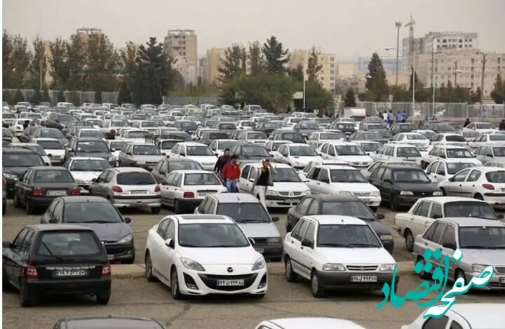 عرضه هفتگی خودرو از کارخانه تا نمایشگاه؛ شانیان: التهاب بازار با استمرار فروش بدون واسطه مهار می‌شود