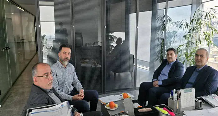 گسترش تعاملات بانکی با شرکتهای پیشرو صنعت پتروشیمی