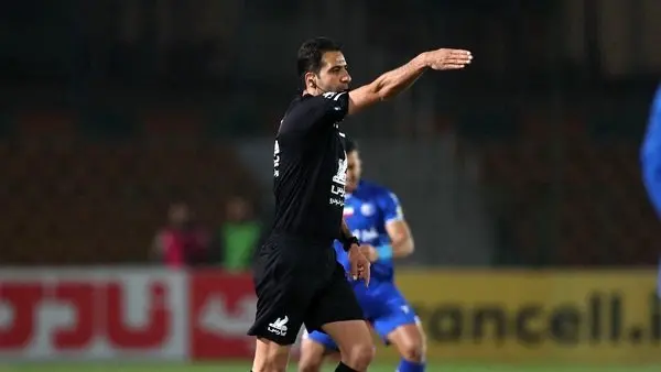 خسروی: همه تصمیمات داور در دیدار استقلال و استقلال خوزستان صحیح و دقیق بود