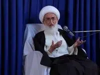 بعضی بانک‌ها و مؤسسات با دریافت ربا مردم را بیچاره کرده‌اند