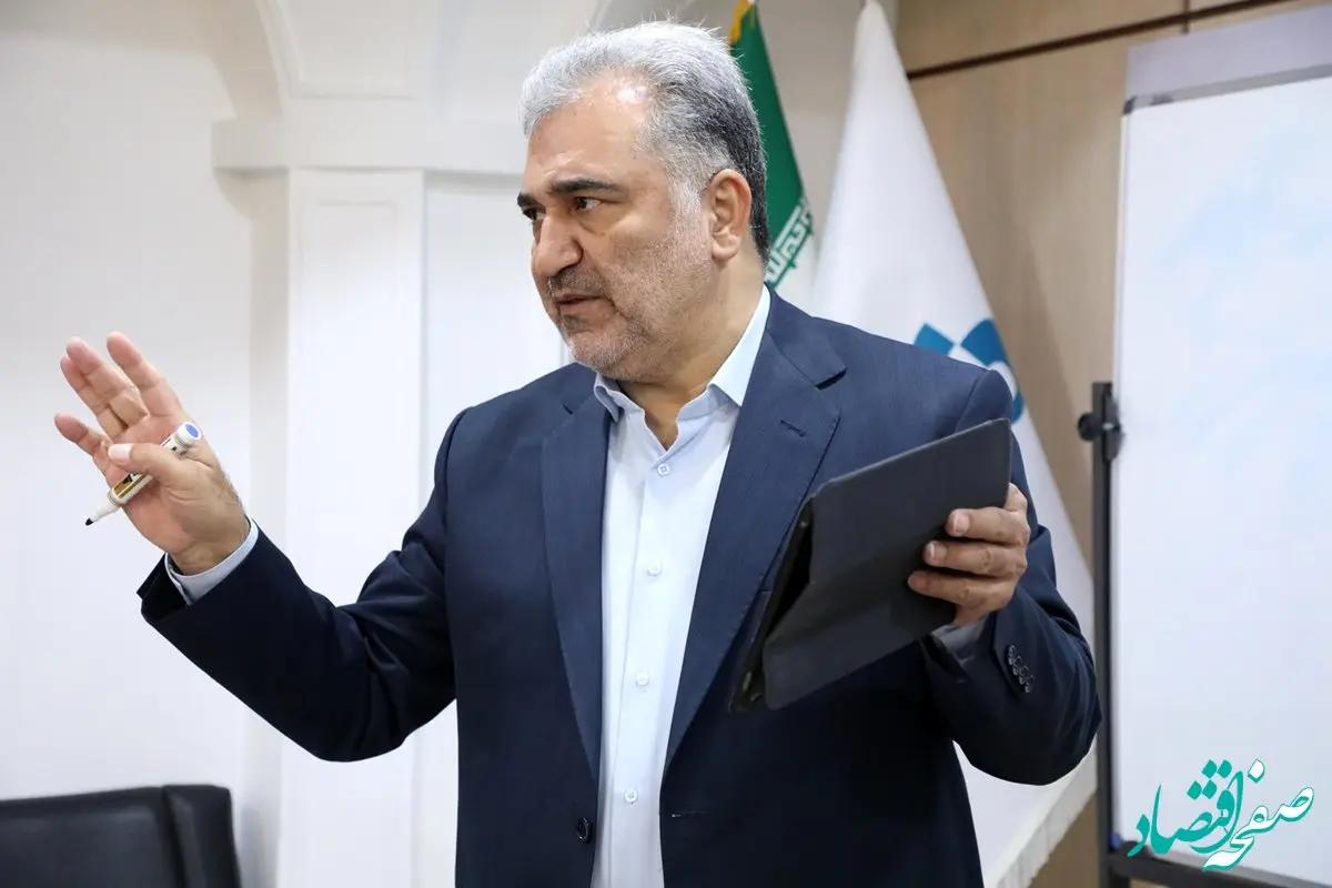 اولین دورۀ آموزشی مدیریت میانی ویژۀ رؤسای شعب بانک دی