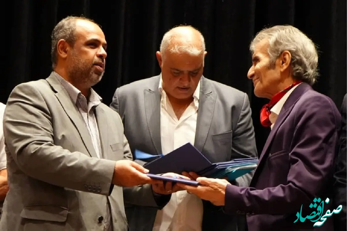 قدردانی از هنرمندان، یعنی کمک به حفظ و اقتدار فرهنگی و هنری کشور