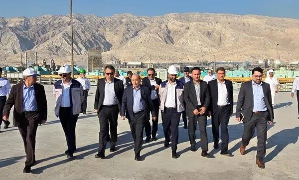  نقش مبین در راه‌اندازی پروژه‌های فاز ۲ پتروشیمی‌های منطقه باید مستحکم‌تر شود