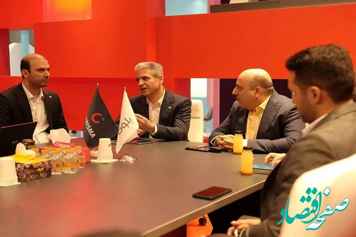 همکاری بلوط و کاریزما در راهاندازی سرویس پسانداز خودکار طلا
