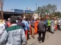 خواسته کارگران شهرداری بندر ماهشهر درباره پرداخت حقوق و بیمه عقب‌افتاده / این کارگران چندین ماه حقوق معوق طلبکارند