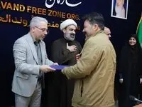 تقدیر از هنرمندان شرکت‌کننده در نمایشگاه ملی صنایع‌دستی تهران