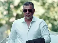 دیدار علی دایی با دختر توان‌یاب هوادار پرسپولیس + عکس