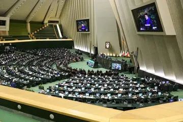 آیا کاهش ساعت کاری کارمندان و تعطیلات ۲ روزه قطعی شد؟