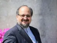 بازدید محمد شریعتمداری از ابرپروژه هرمز خلیج فارس