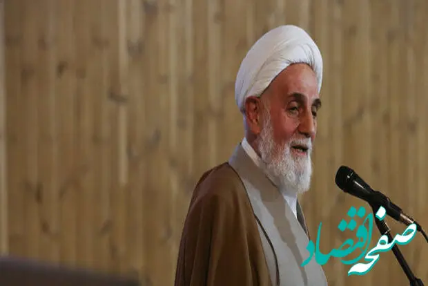تصویر متفاوت از ناطق نوری در مراسم تشییع شهدا