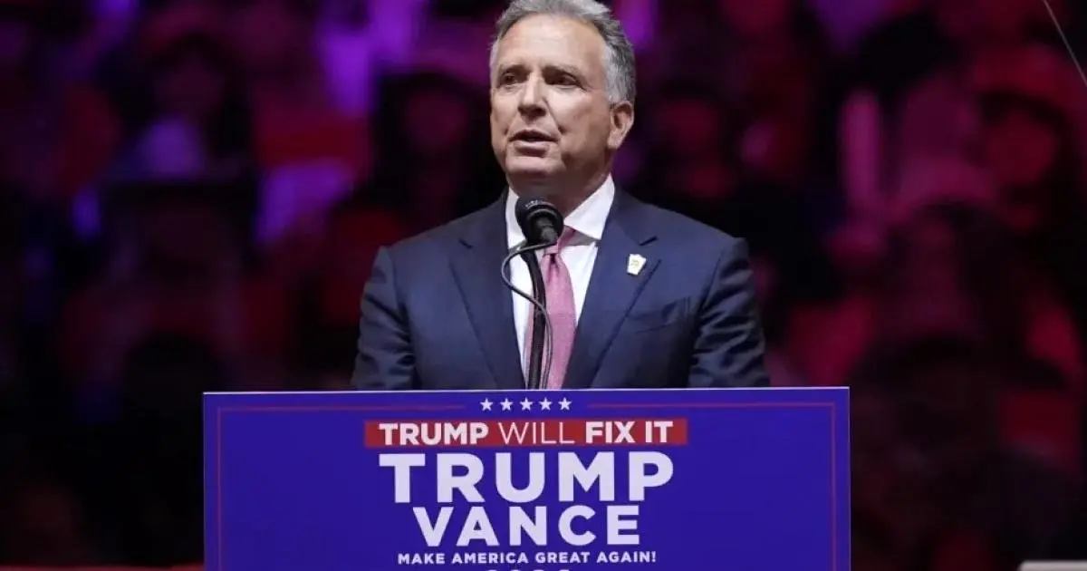 ویتکاف: ترامپ به دنبال دیپلماسی با ایران است |  گزینه نظامی علیه ایران همچنان روی میز است